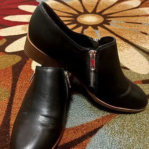 American Eagle Women's Two Zipper Black Slip-on Loafers Shoes Size 8.5 Retro